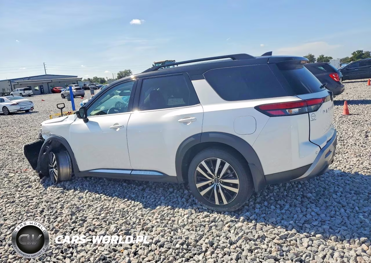 2025 Nissan Pathfinder Platinum VIN:5N1DR3DG3SC318370 - 2