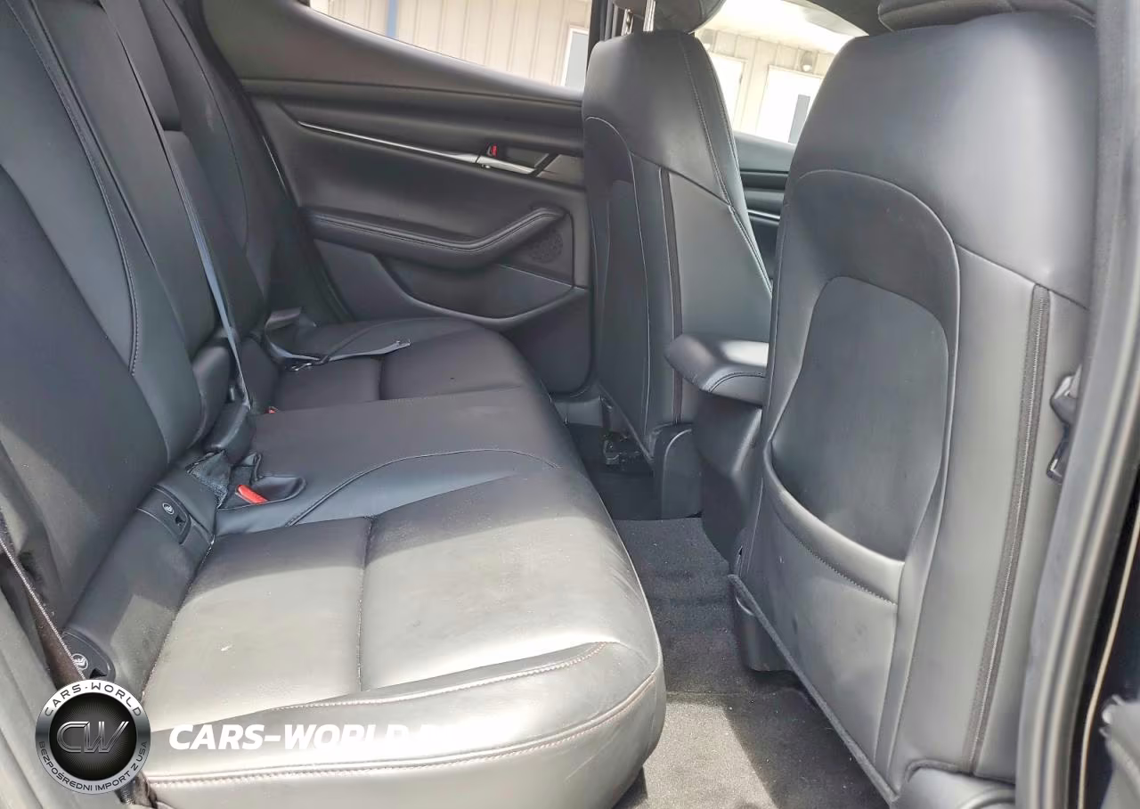 2023 Mazda 3 Select VIN:JM1BPAKM9P1601065 - 10