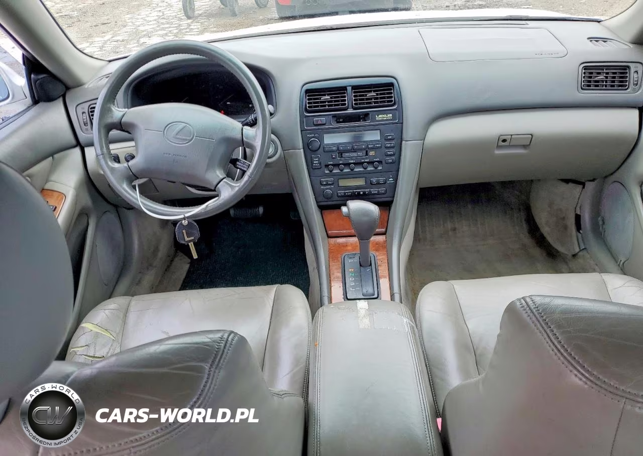 1997 Lexus Es 300 VIN:JT8BF22G7V0013878 - 8