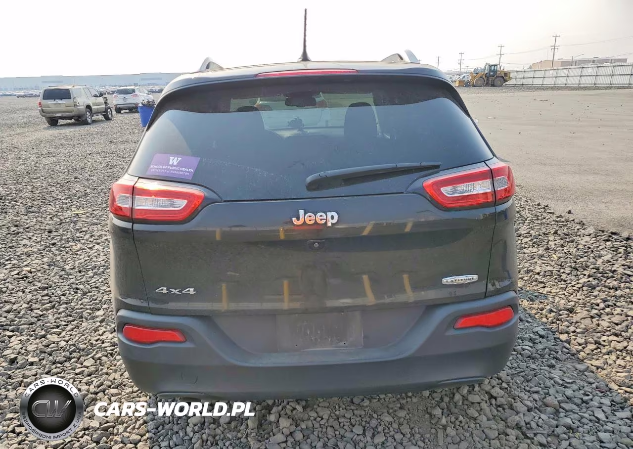 2014 Jeep Cherokee Latitude VIN:1C4PJMCB3EW303309 - 6