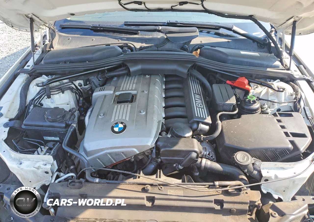 2007 BMW 525 Xi VIN:WBANF33597CW70455 - 11