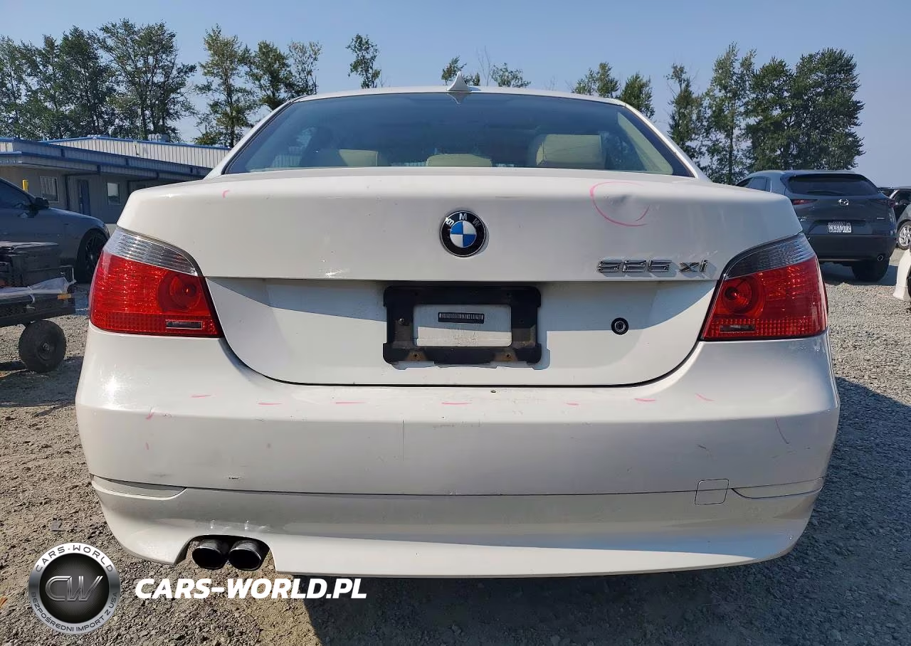 2007 BMW 525 Xi VIN:WBANF33597CW70455 - 6