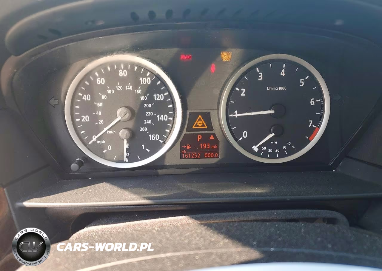 2007 BMW 525 Xi VIN:WBANF33597CW70455 - 9