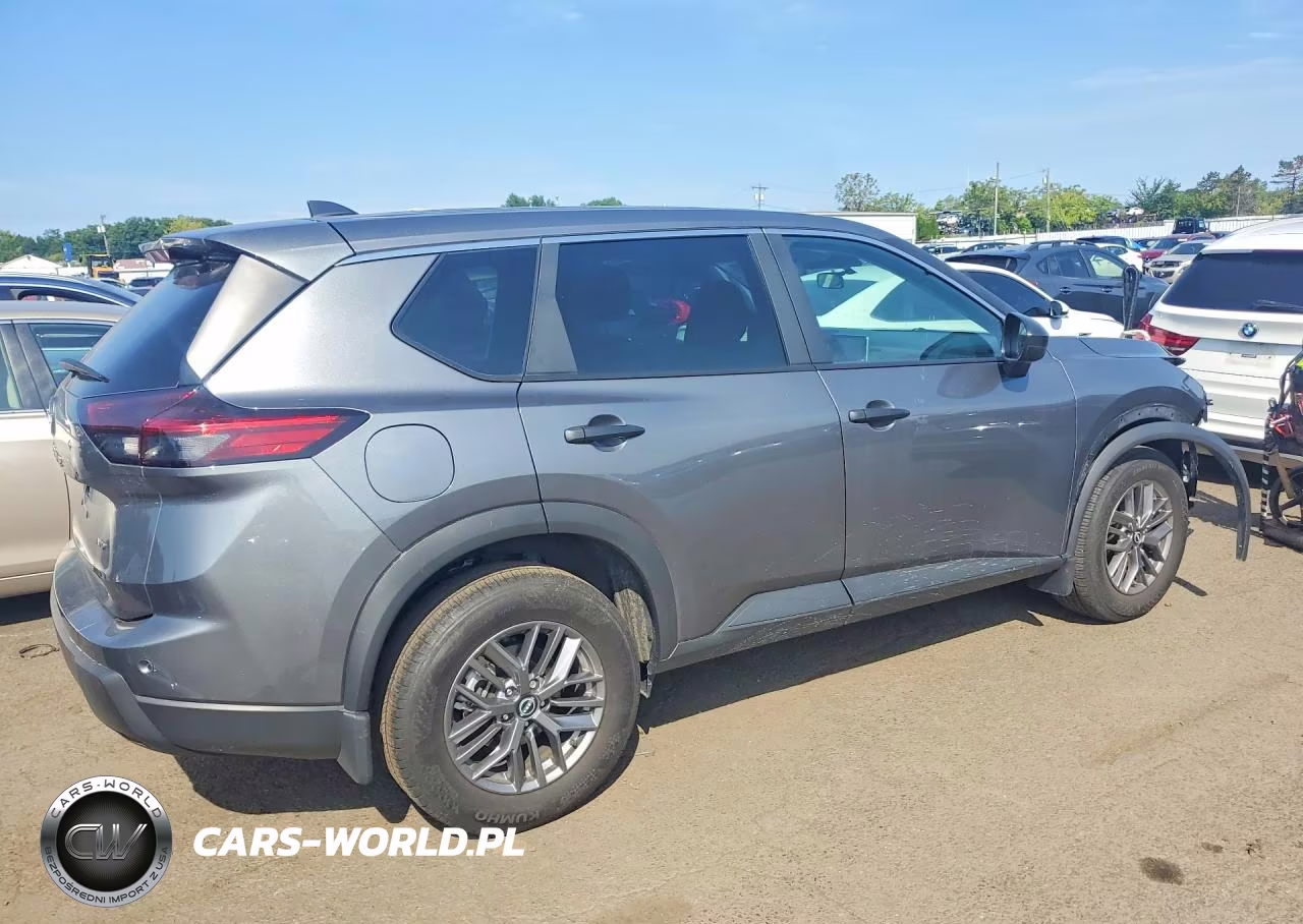 2025 Nissan Rogue S VIN:5N1BT3AB9SC857125 - 3