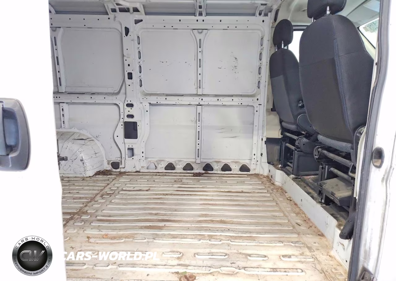 2016 Ram Promaster 1500 Delivery Van VIN:3C6TRVAG1GE129854 - 11