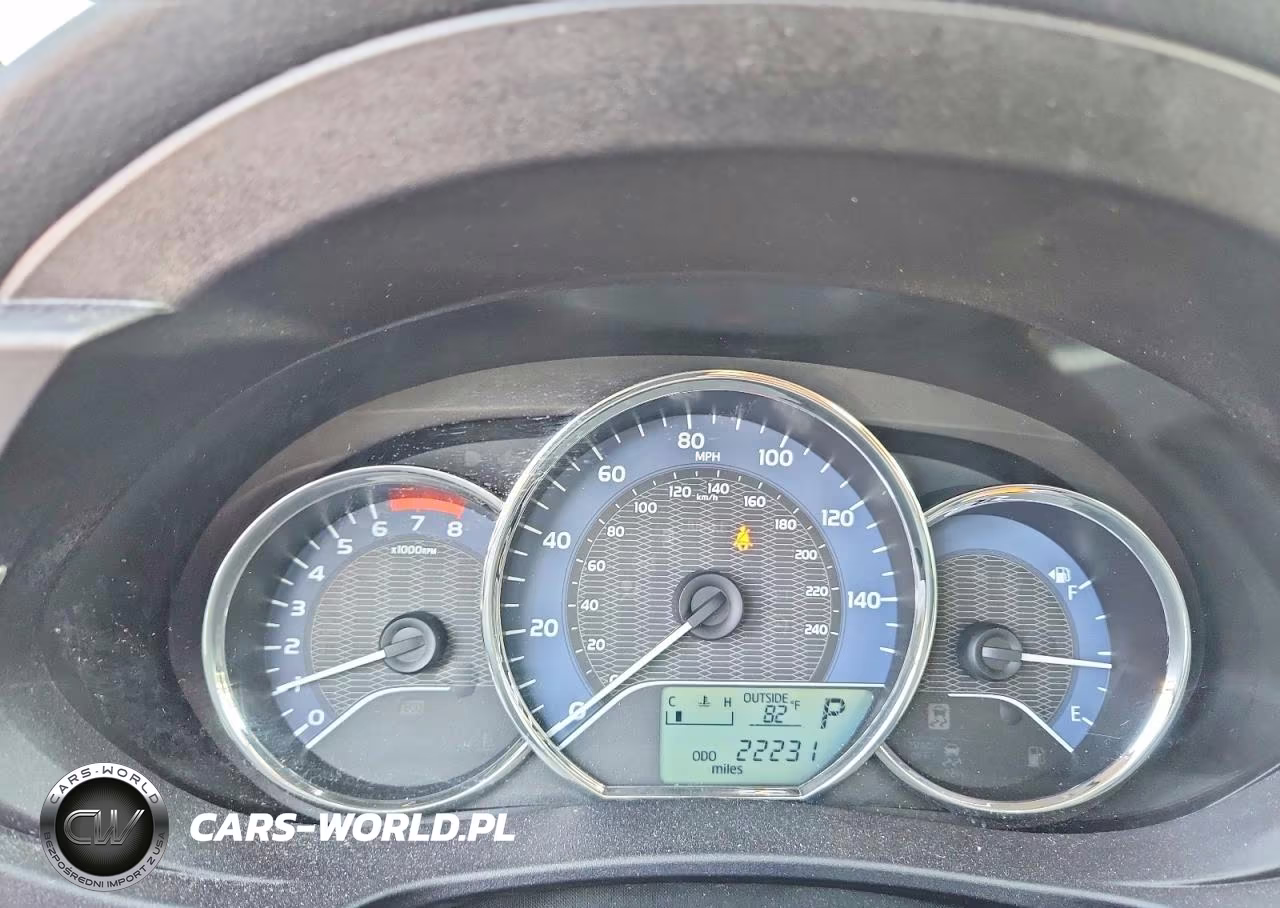 2016 Toyota Corolla Le VIN:5YFBURHE9GP471551 - 9
