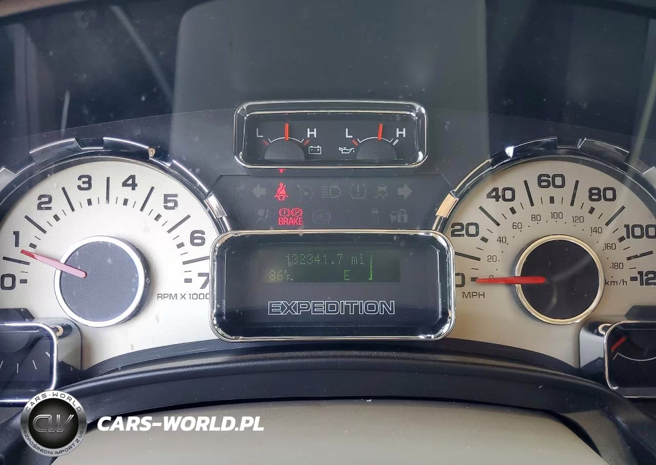 2012 Ford Expedition Xlt VIN:1FMJU1J53CEF48988 - 9