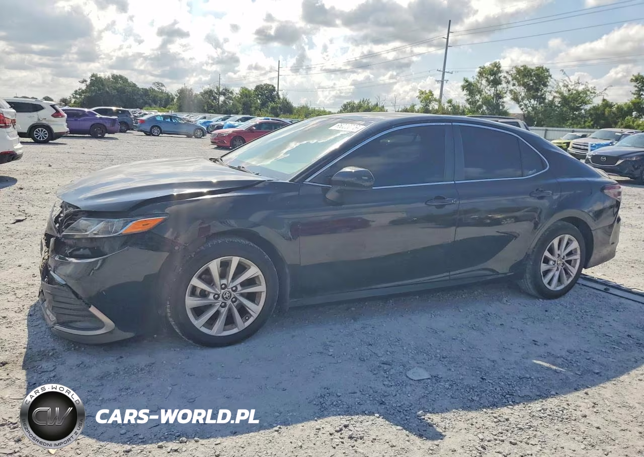 2021 Toyota Camry Le