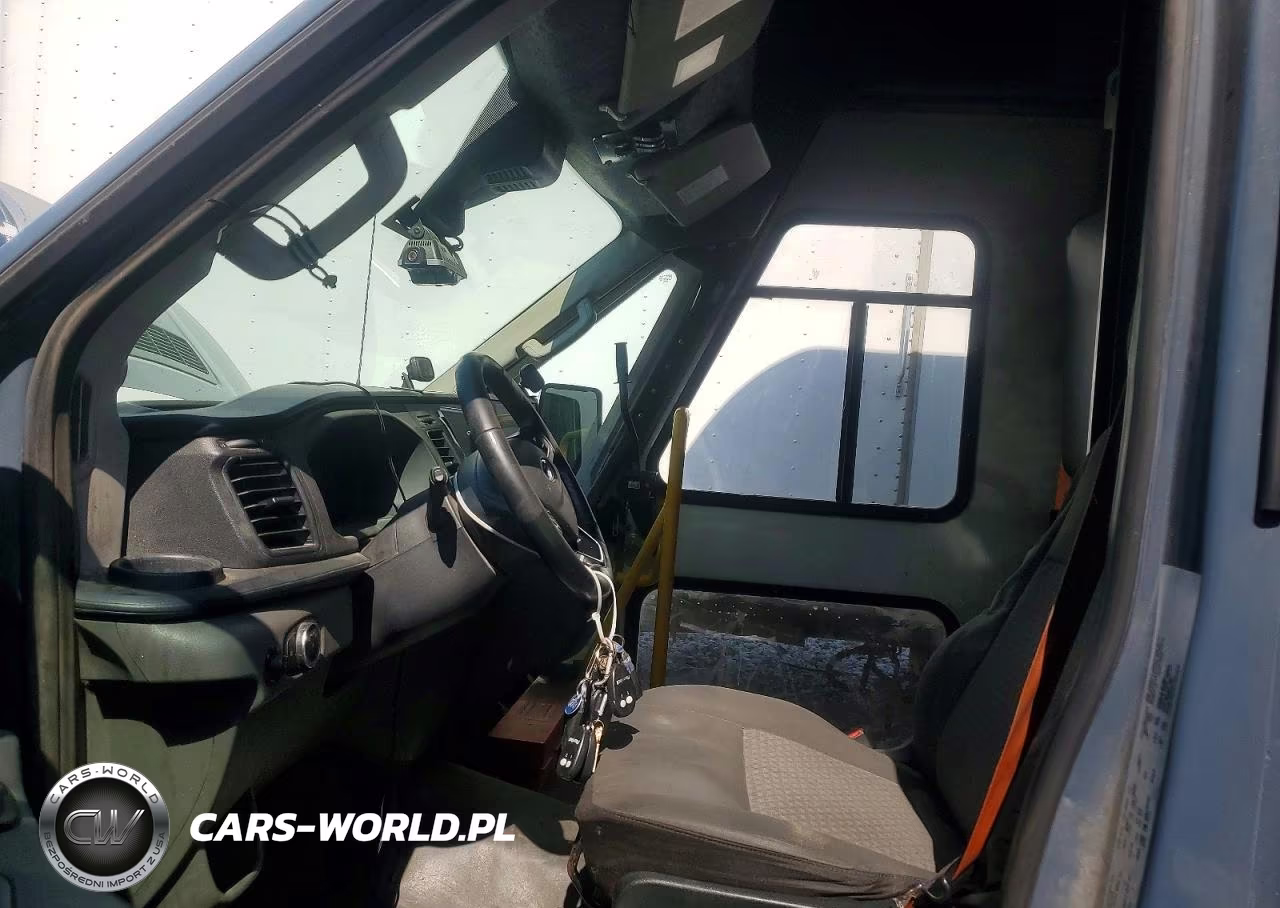 2022 Ford Transit Delivery Truck VIN:1FDDF6P8XNKA46098 - 7