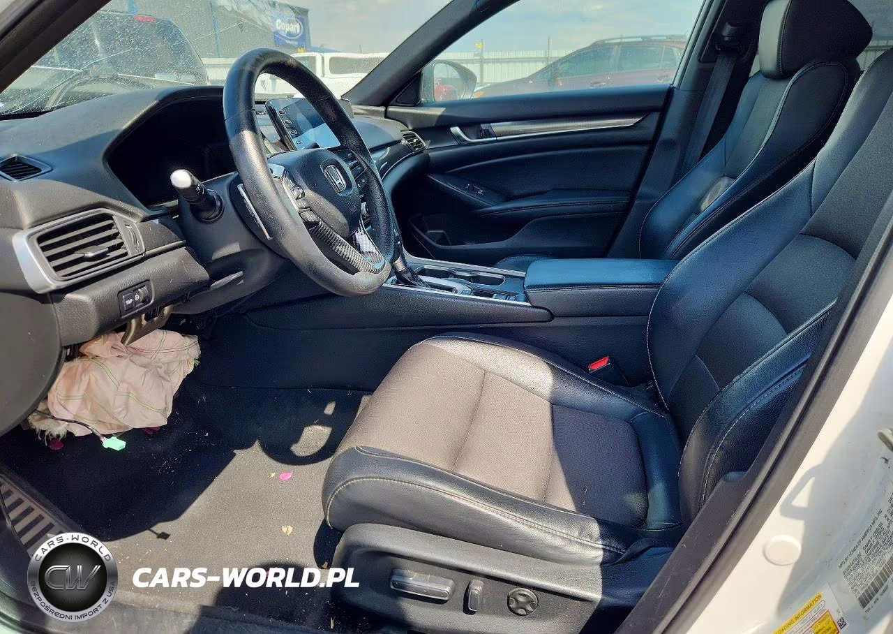 2018 Honda Accord Sport VIN:1HGCV1F35JA158420 - 7