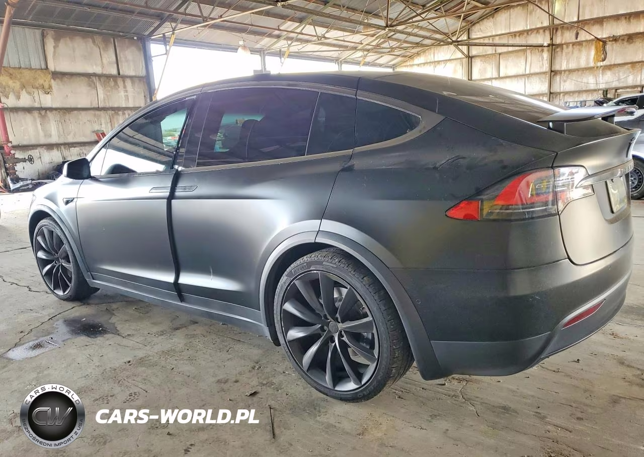 2017 Tesla Model X VIN:5YJXCBE2XHF070503 - 2