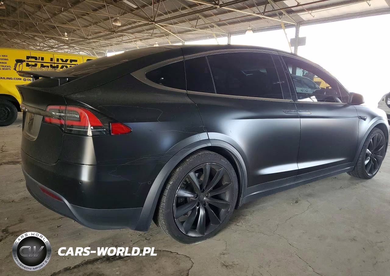 2017 Tesla Model X VIN:5YJXCBE2XHF070503 - 3
