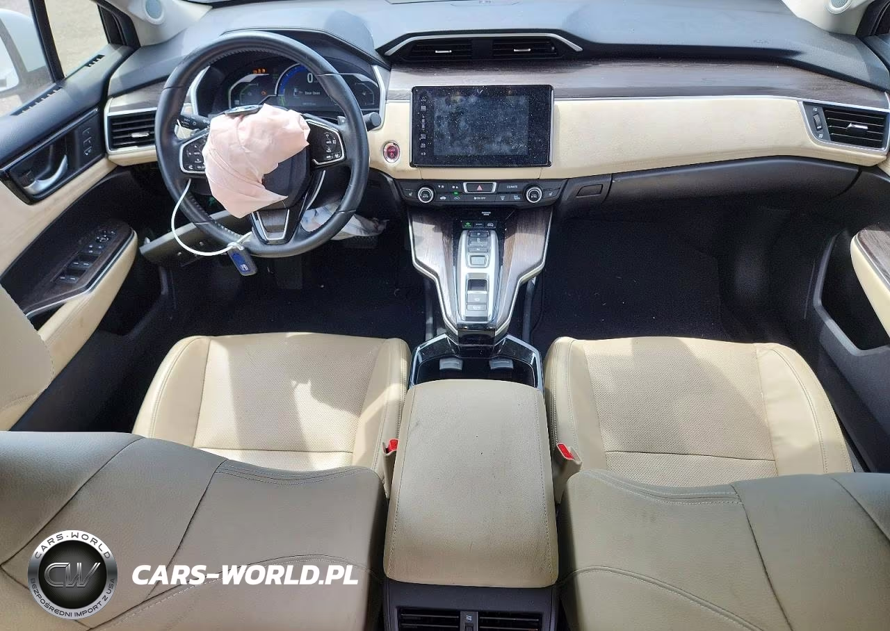 2018 Honda Clarity Touring VIN:JHMZC5F31JC005574 - 8