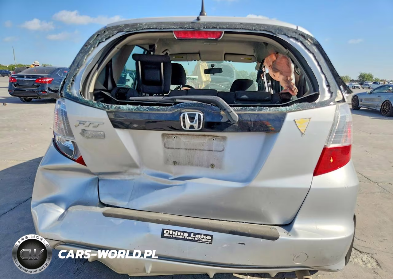 2012 Honda Fit VIN:JHMGE8H3XCC040813 - 6