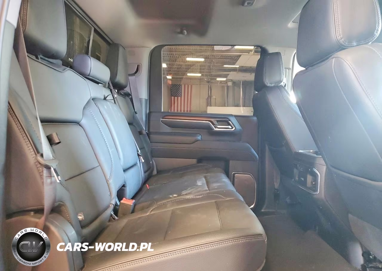 2024 GMC Sierra K3500 Denali VIN:1GT49WEY8RF253831 - 10