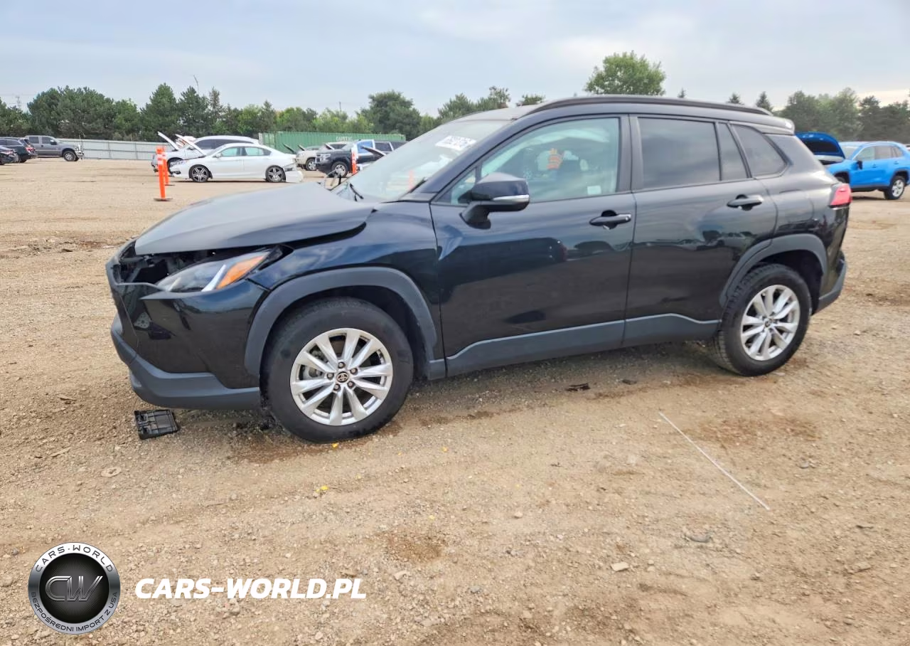 2022 Toyota Corolla Cross Le VIN:7MUCAABG9NV024673 - 1