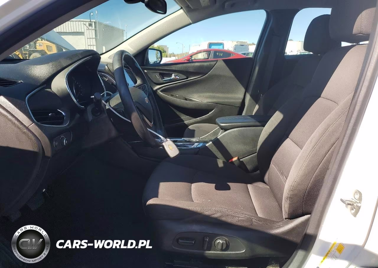 2018 Chevrolet Malibu Lt VIN:1G1ZD5STXJF120153 - 7