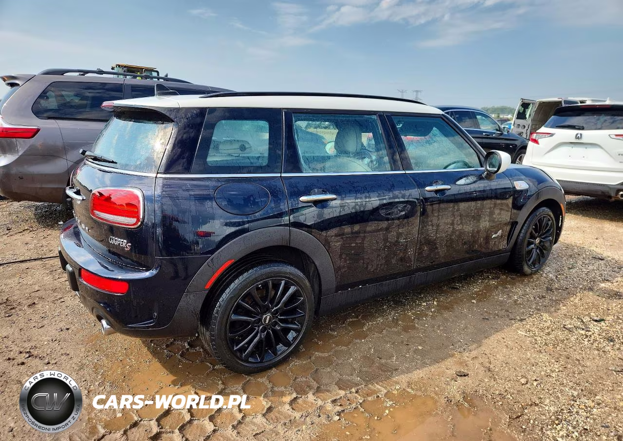 2020 Mini Cooper S Clubman All4 VIN:WMWXJ1C0XL2M34414 - 3
