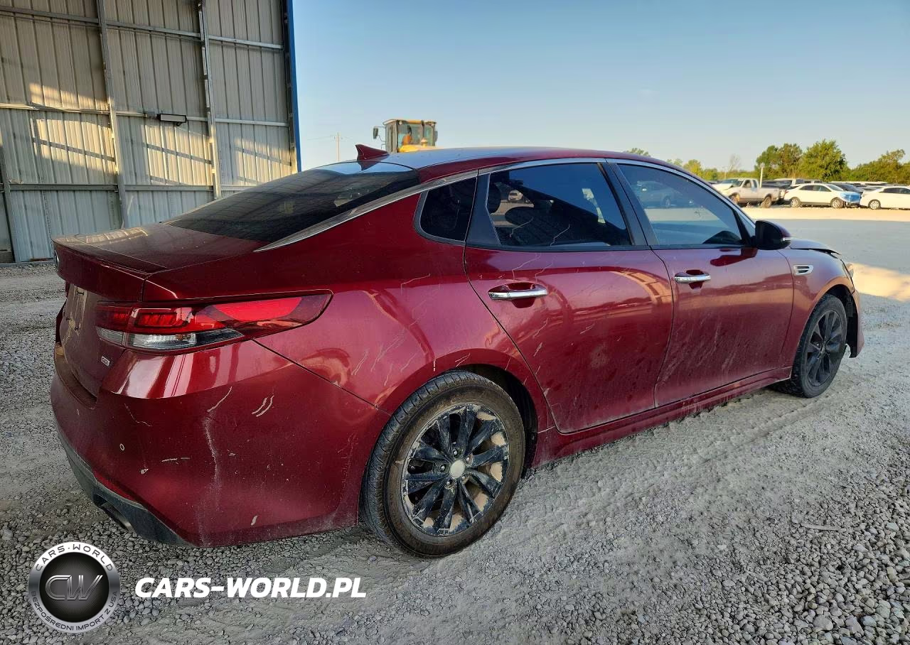 2018 Kia Optima S VIN:5XXGT4L32JG223868 - 3