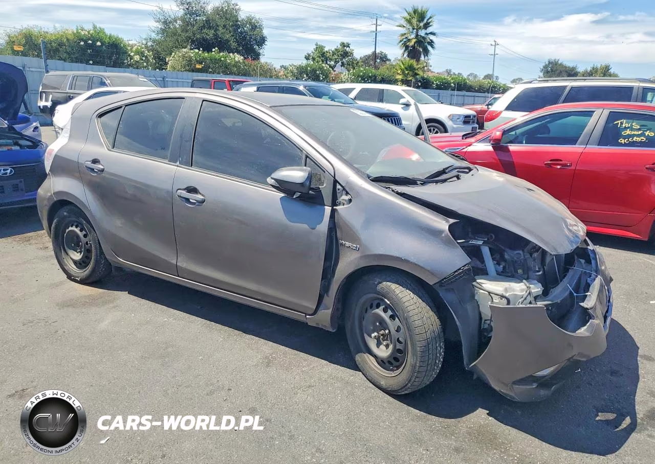 2014 Toyota Prius VIN:JTDKDTB33E1564474 - 4