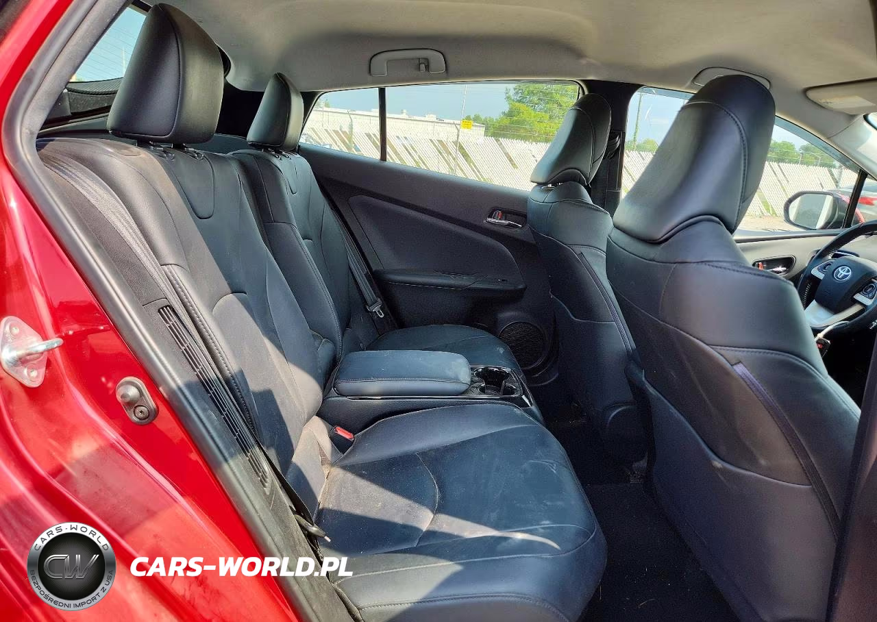 2017 Toyota Prius Prime Advanced VIN:JTDKARFPXH3054639 - 10