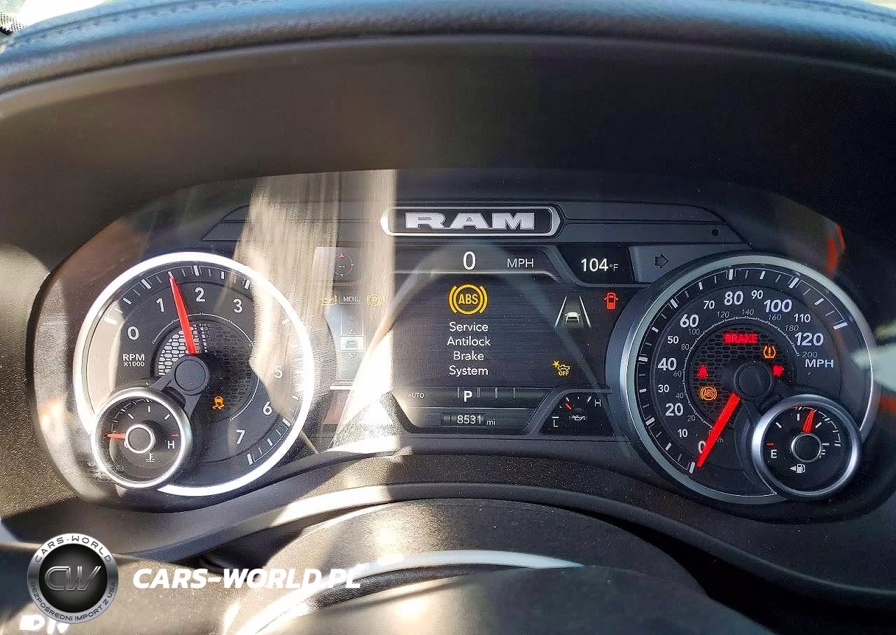 2026 Ram 1500 Laramie VIN:1C6SRFJP5TN281949 - 9