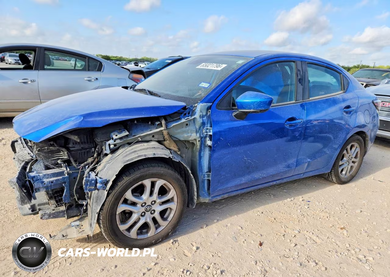 2017 Toyota Yaris Ia Base – zdjęcie 1 z 13