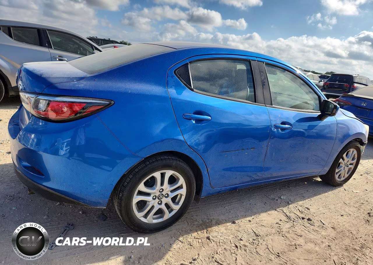 2017 Toyota Yaris Ia Base VIN:3MYDLBYV2HY177575 - 3