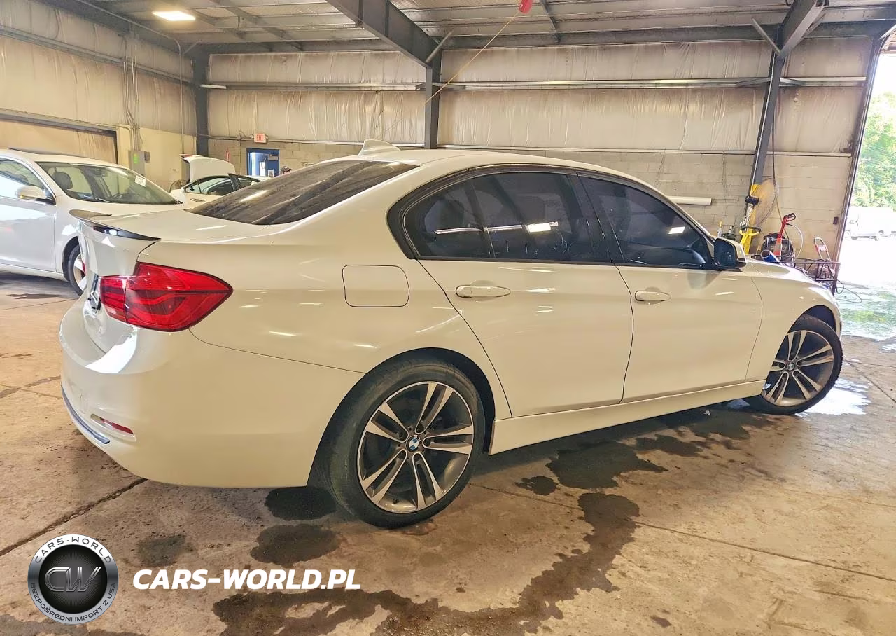 2018 BMW 330 Xi VIN:WBA8D9G55JNU69308 - 3
