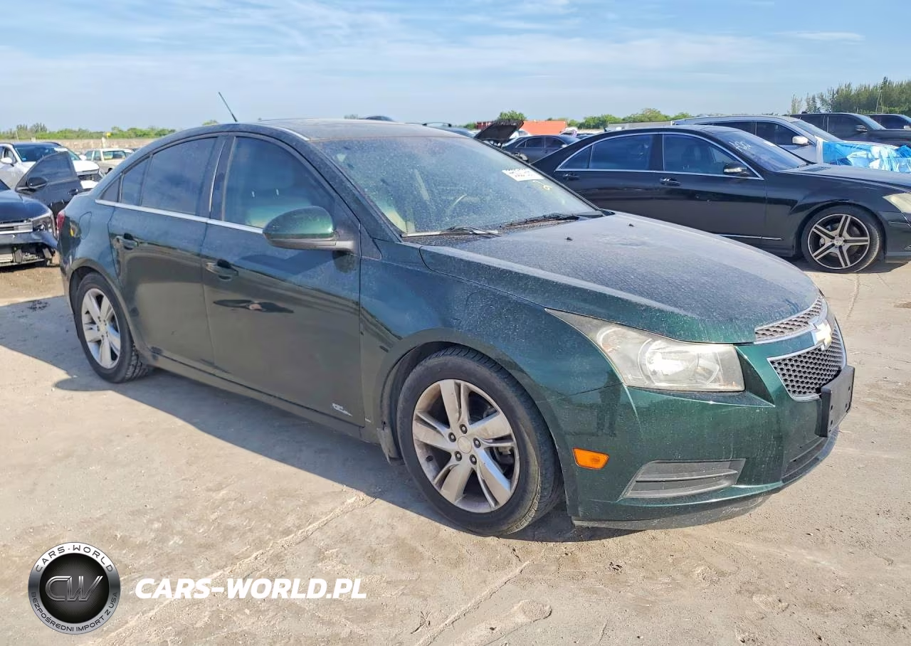 2014 Chevrolet Cruze VIN:1G1P75SZ9E7253571 - 4