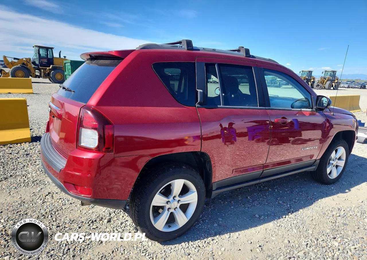2015 Jeep Compass Sport VIN:1C4NJDBBXFD282707 - 3