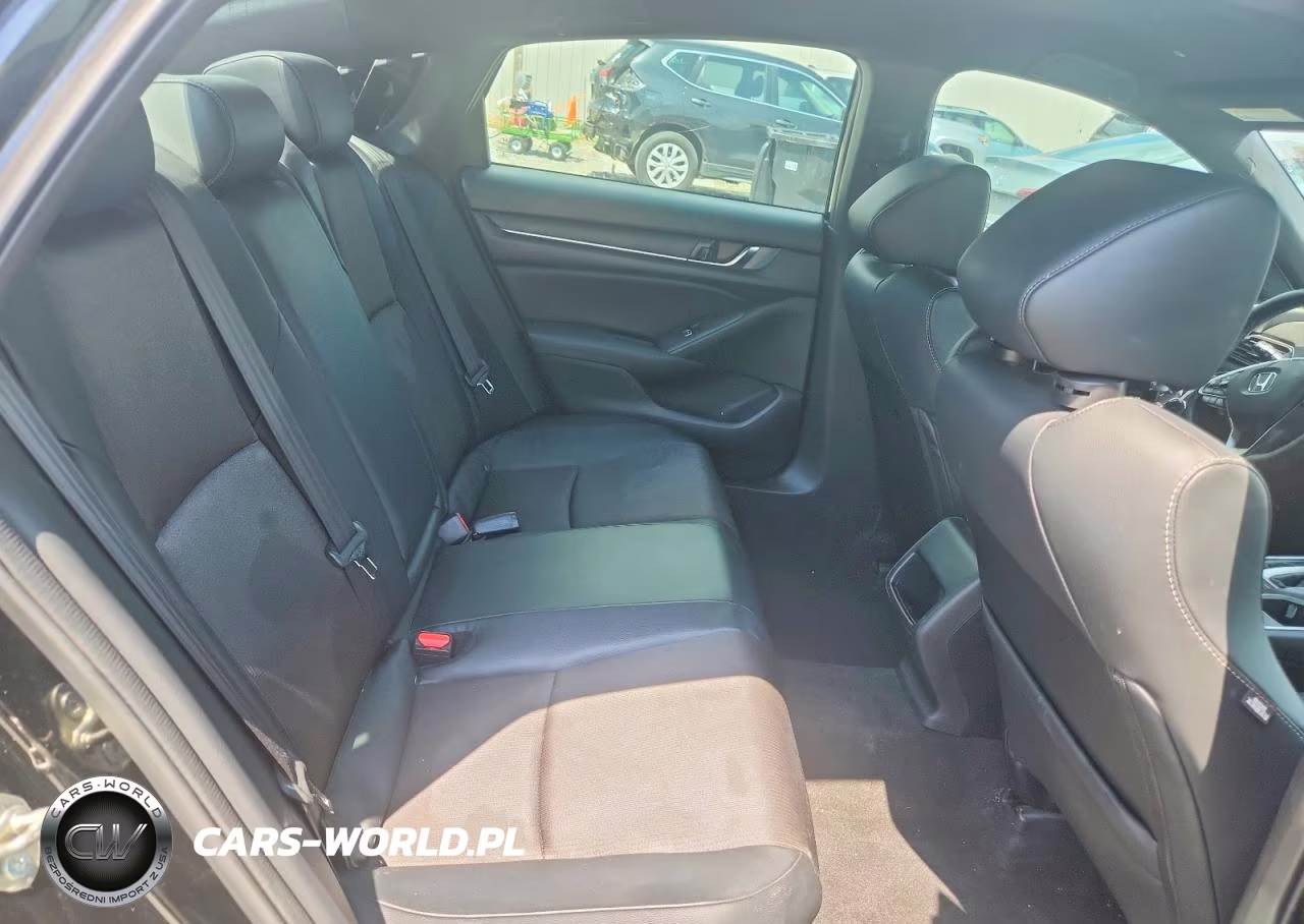 2018 Honda Accord Sport VIN:1HGCV1F31JA187977 - 10
