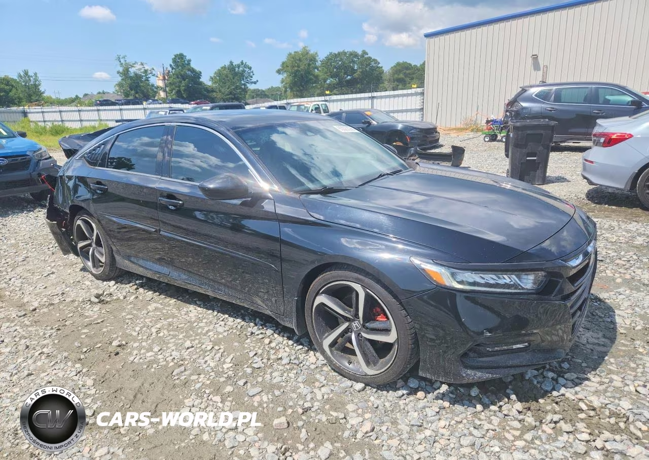 2018 Honda Accord Sport VIN:1HGCV1F31JA187977 - 4