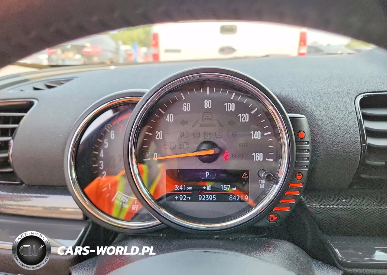 2017 Mini Cooper Clubman All4 VIN:WMWLU1C57H2F28200 - 9