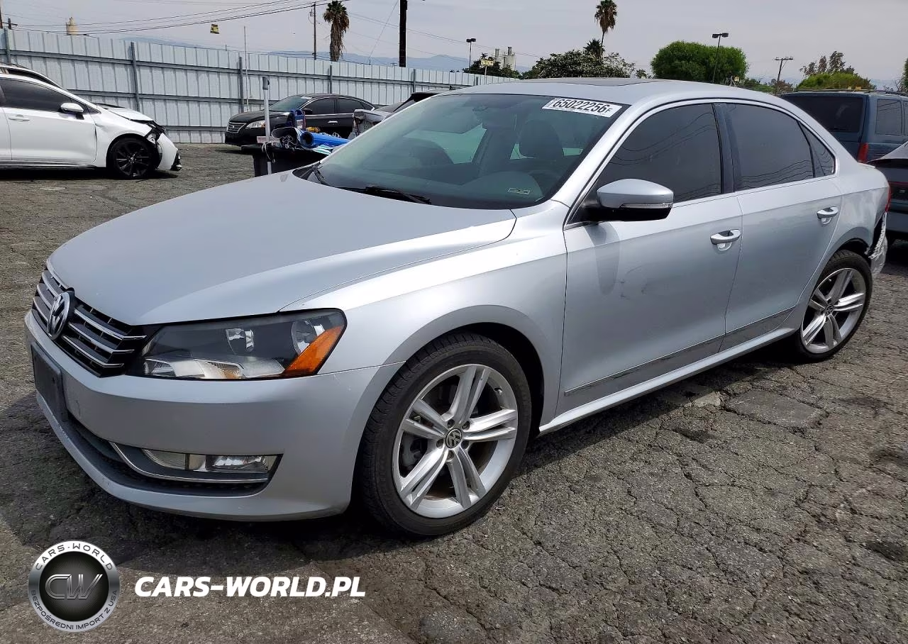 2015 Volkswagen Passat 4D 2Wd – zdjęcie 1 z 12