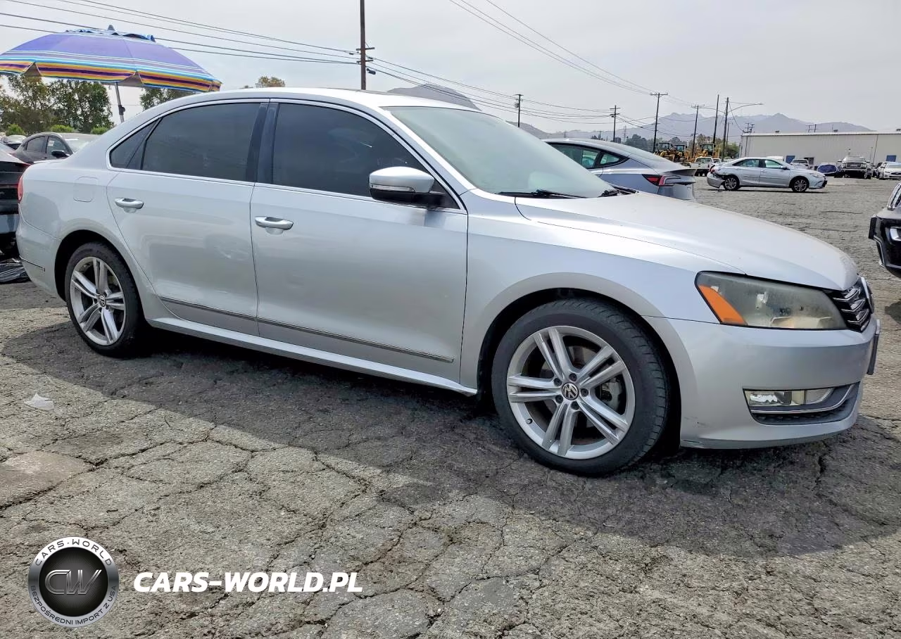 2015 Volkswagen Passat 4D 2Wd VIN:1VWCV7A39FC063327 - 4