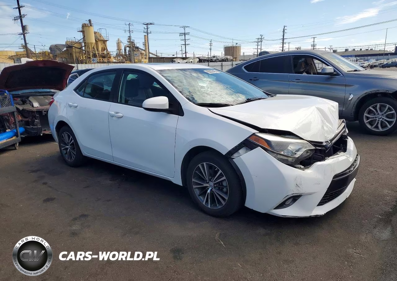 2016 Toyota Corolla Le Premium VIN:5YFBURHE0GP545911 - 4