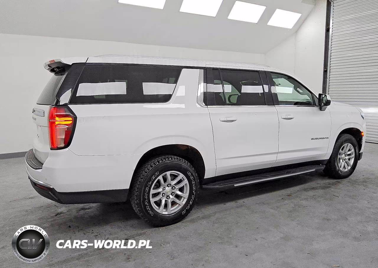 2021 Chevrolet Suburban K1500 Ls VIN:1GNSKBKD8MR352010 - 3