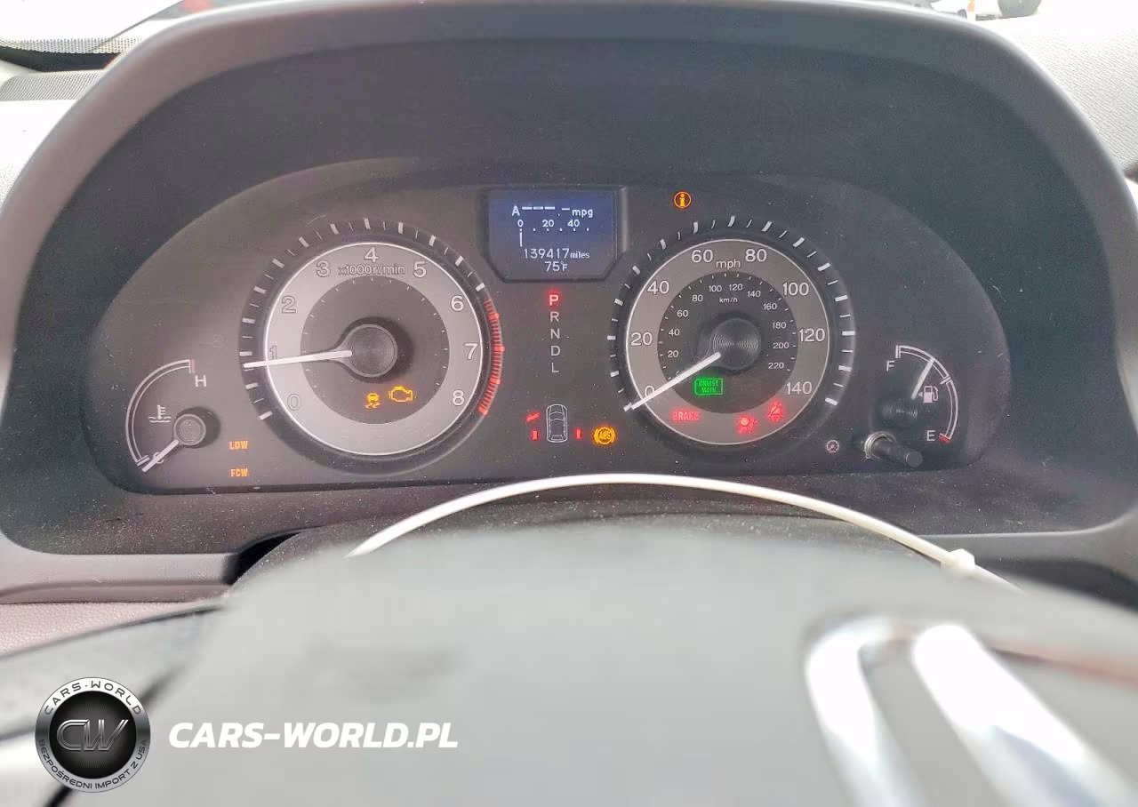2015 Honda Odyssey Touring VIN:5FNRL5H97FB026961 - 9