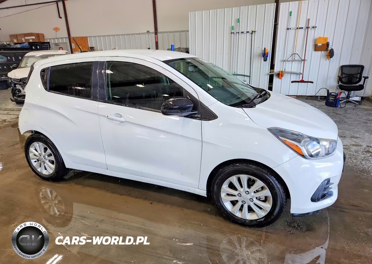 2017 Chevrolet Spark Ls VIN:KL8CB6SA6HC735987 - 4