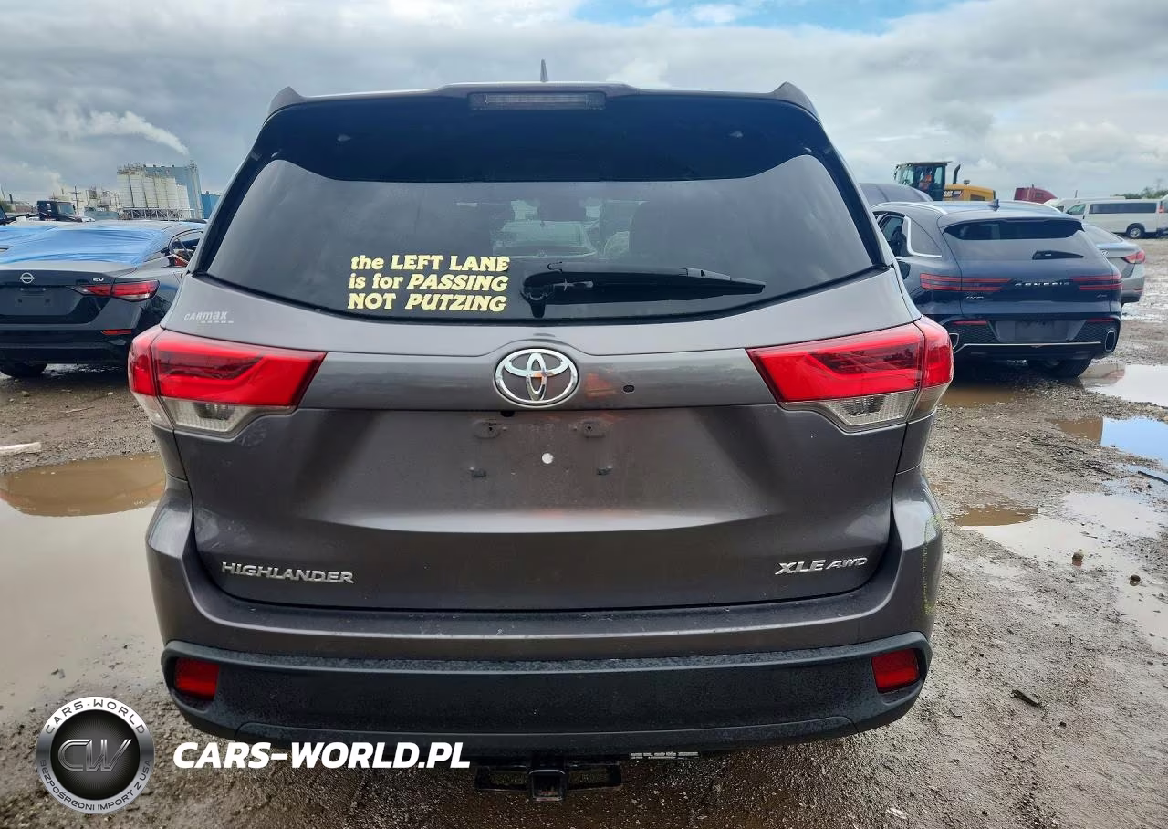 2018 Toyota Highlander Xle VIN:5TDJZRFH3JS531235 - 6