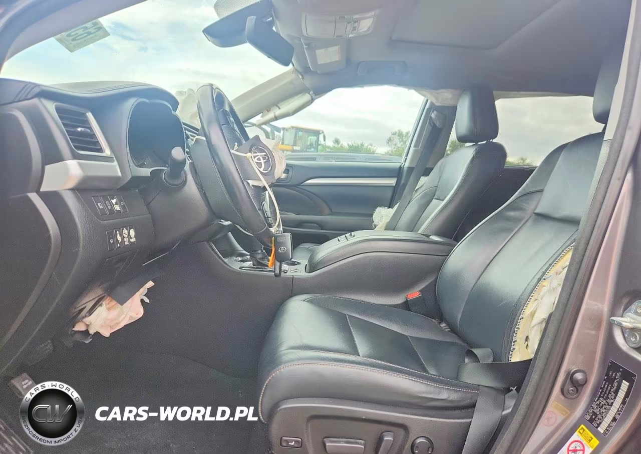 2018 Toyota Highlander Xle VIN:5TDJZRFH3JS531235 - 7