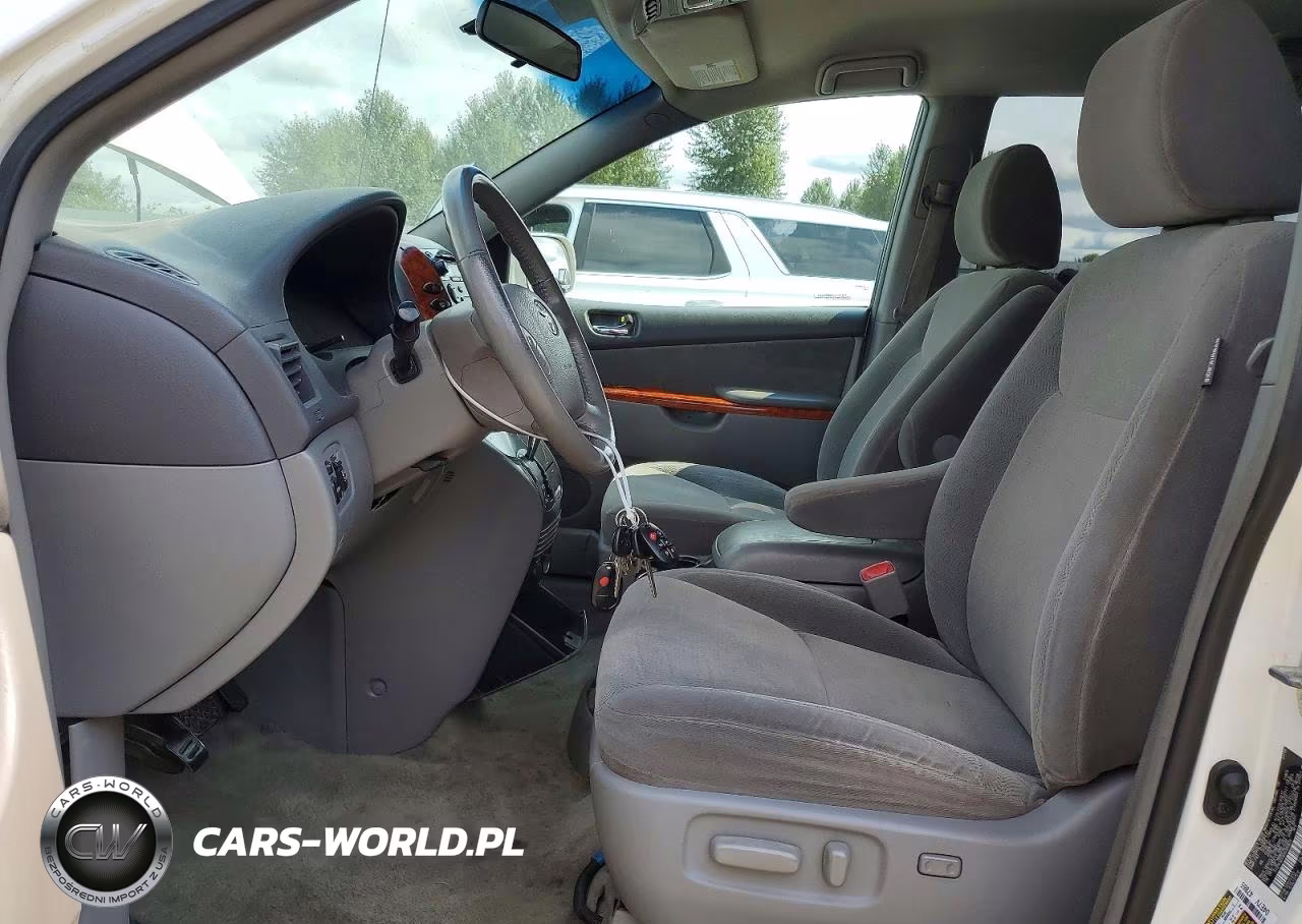 2010 Toyota Sienna Xle VIN:5TDYK4CC6AS300876 - 7