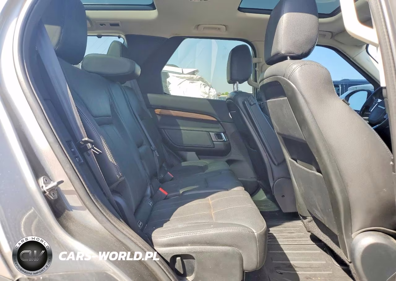 2018 Land Rover Discovery Hse VIN:SALRR2RV3JA052251 - 10