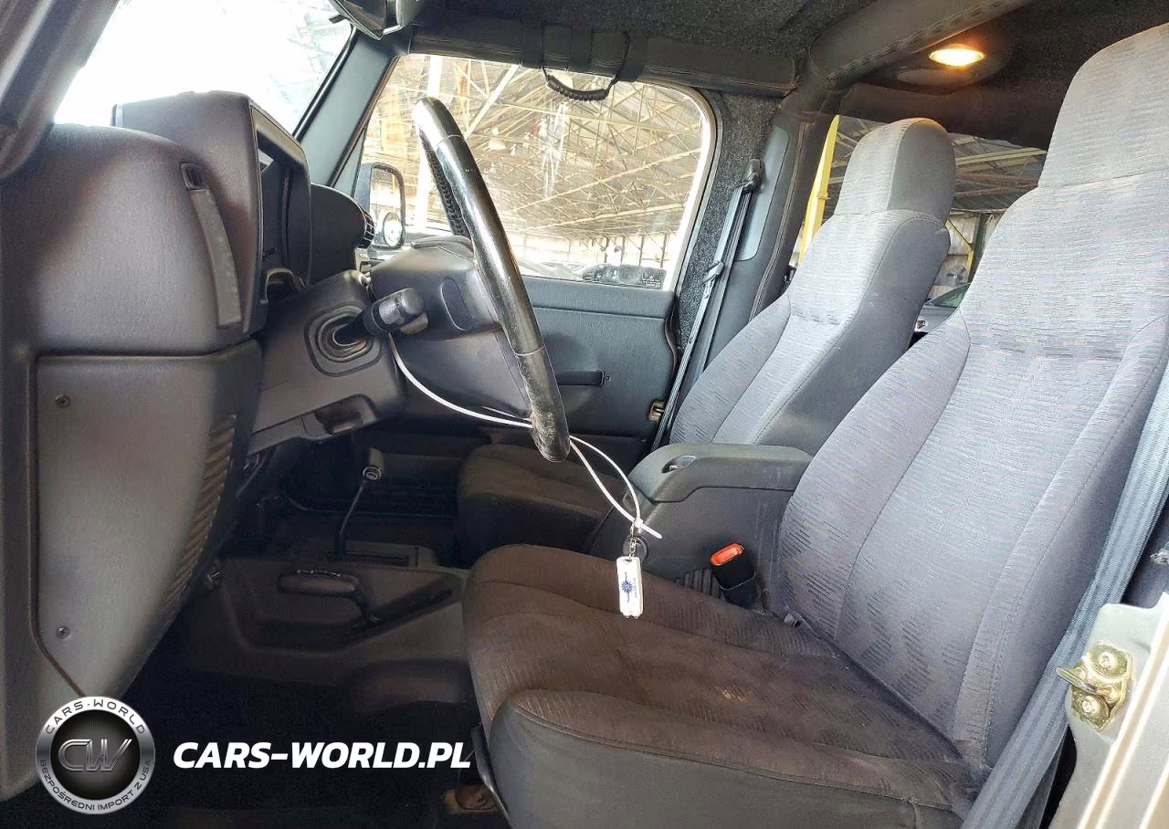 2004 Jeep Wrangler X VIN:1J4FA39S74P727396 - 7