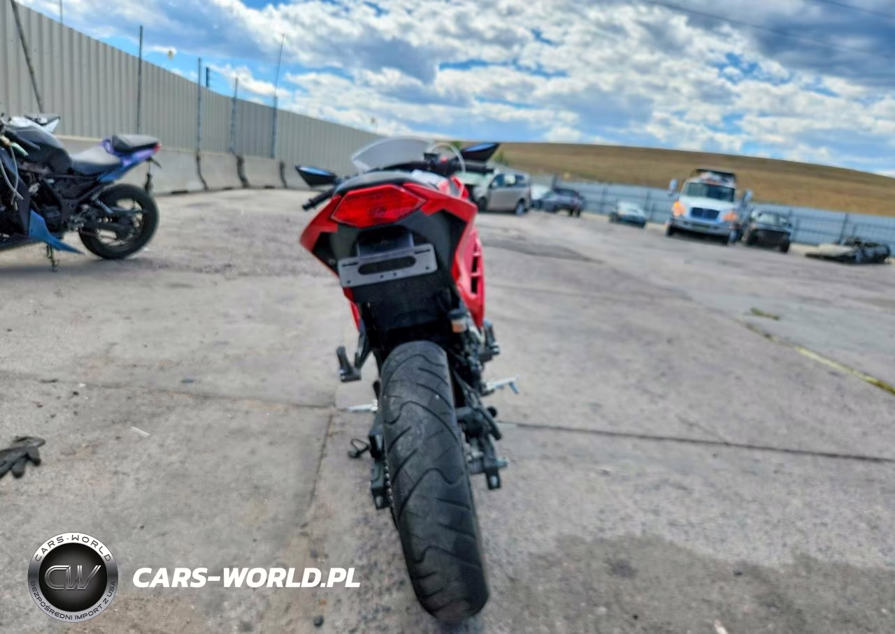 2016 Kawasaki Ex300 B VIN:JKAEX8B17GDA27153 - 4