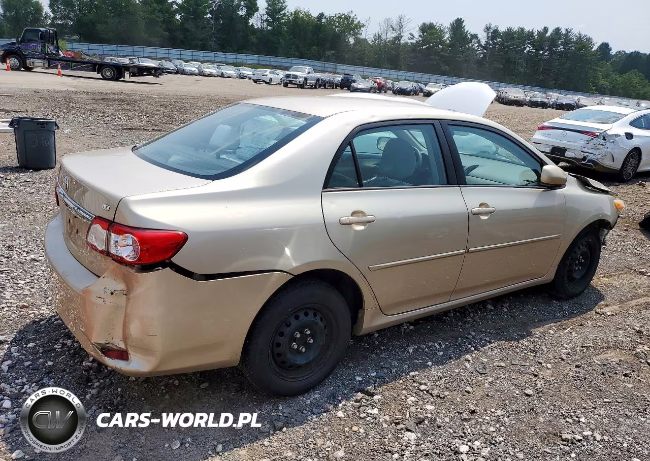 2011 Toyota Corolla Le VIN:2T1BU4EE2BC714195 - 3