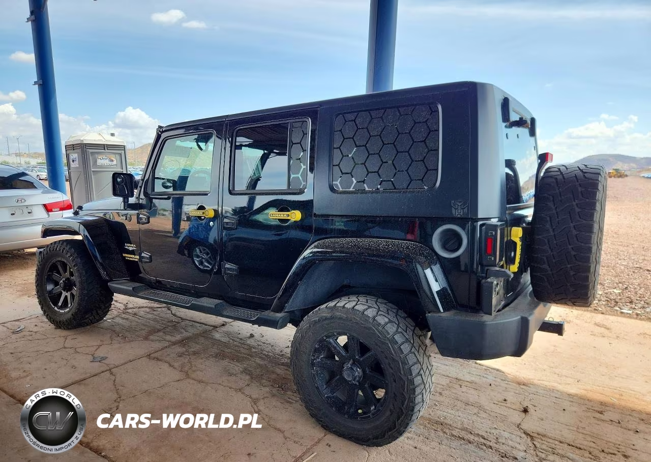 2008 Jeep Wrangler Unlimited Sahara VIN:1J4GA591X8L540612 - 2