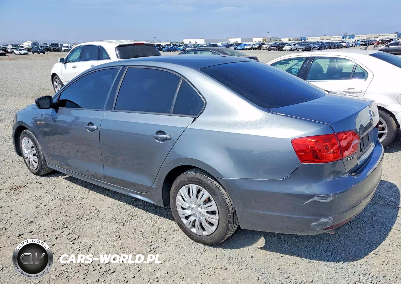 2011 Volkswagen Jetta Base VIN:3VW2K7AJ3BM112341 - 2