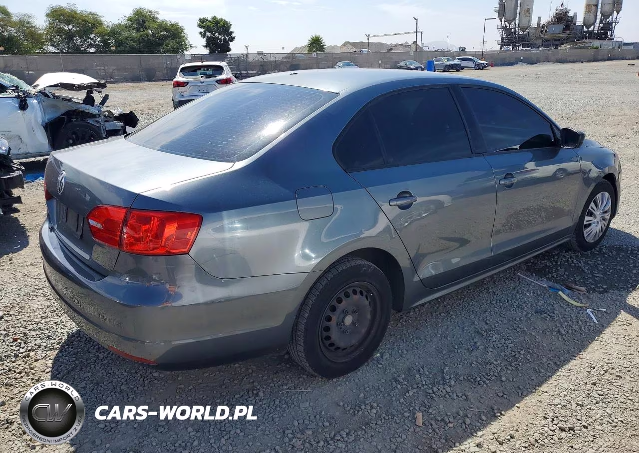 2011 Volkswagen Jetta Base VIN:3VW2K7AJ3BM112341 - 3